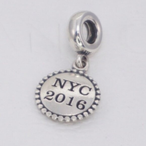 Pandora NYC 2016 Silver Dangle Charm - Picture 1 of 4